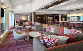 Courtyard By Marriott Pittsburgh Airport